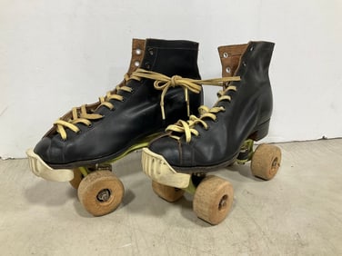 Vintage Roller Skates (Tallest - 7.5in)