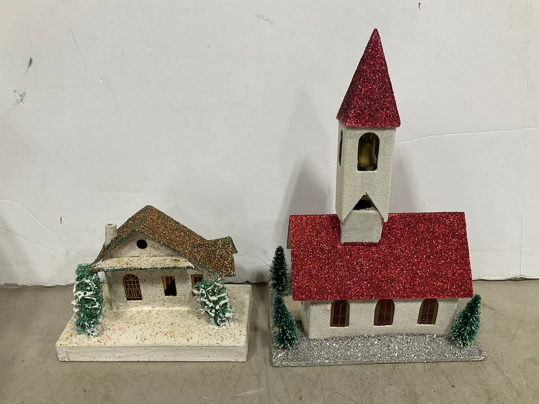 Paper Mache vintage Christmas houses: Paper Mache vintage Christmas houses