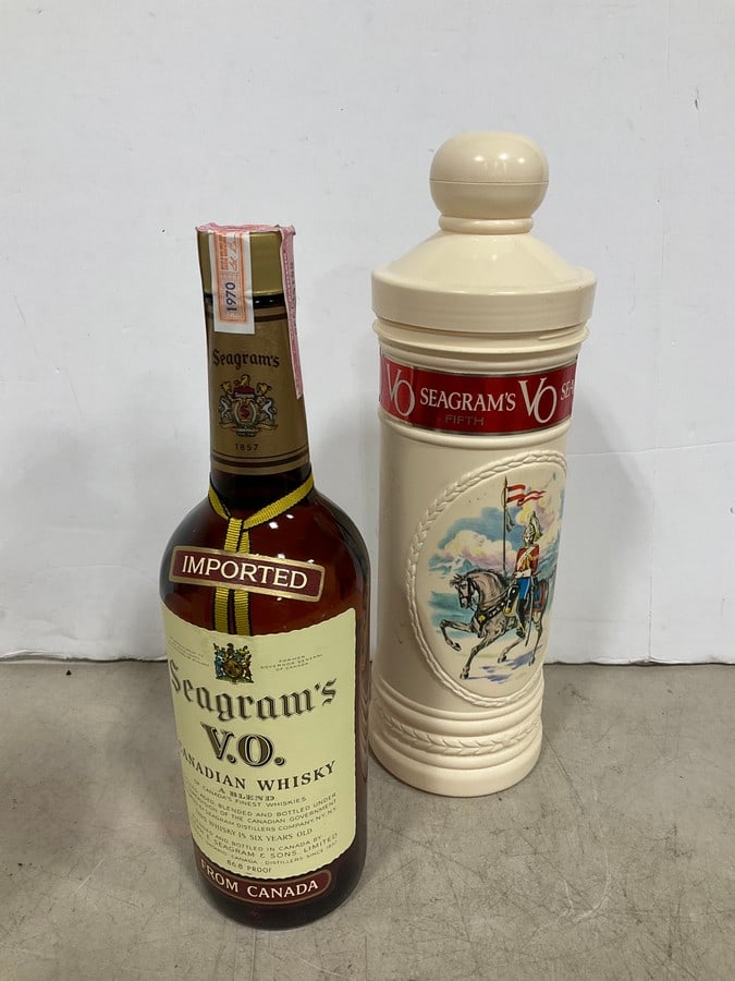 Seagrams 1970 V.O. Canadian Whiskey/6 year(750mL): Any contents in bottle is Free; You are bidding on the bottle & unbroken tax stamp