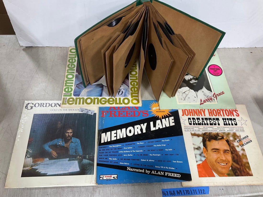Vintage Records/Record Set (Johnny Horton, Alan Freed, and more) (1 of 1)
