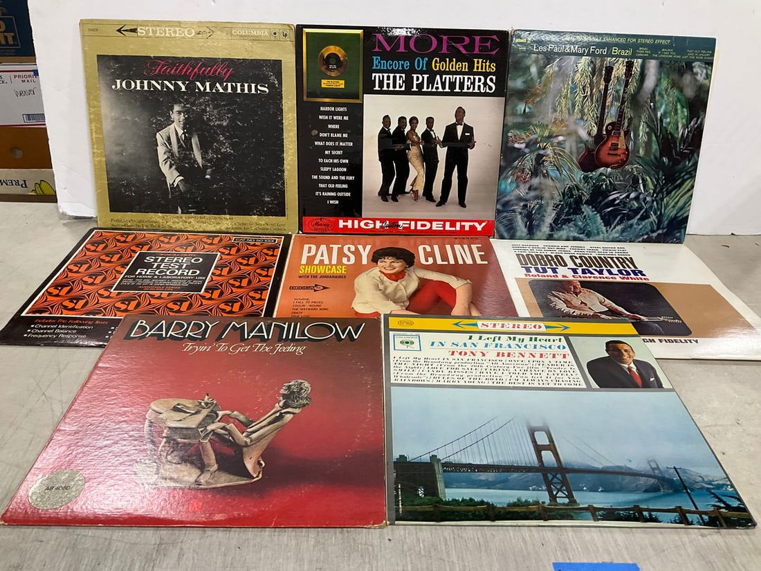 Vintage Records (Patsy Cline, Barry Manilow, and more) (1 of 1)