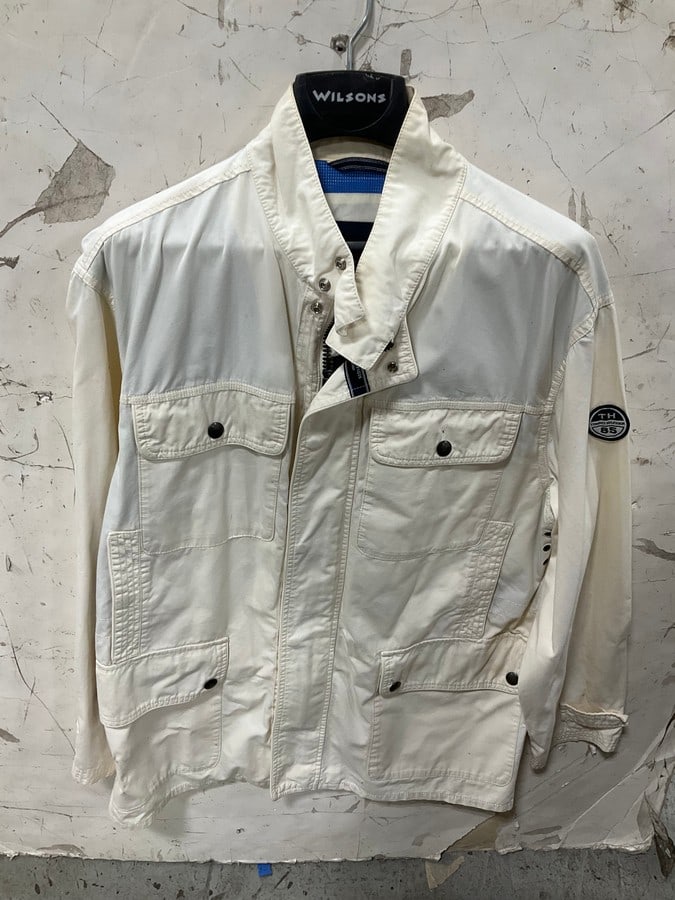 Tommy Hilfiger Coat (Size: Medium): Tommy Hilfiger Coat (Size: Medium)