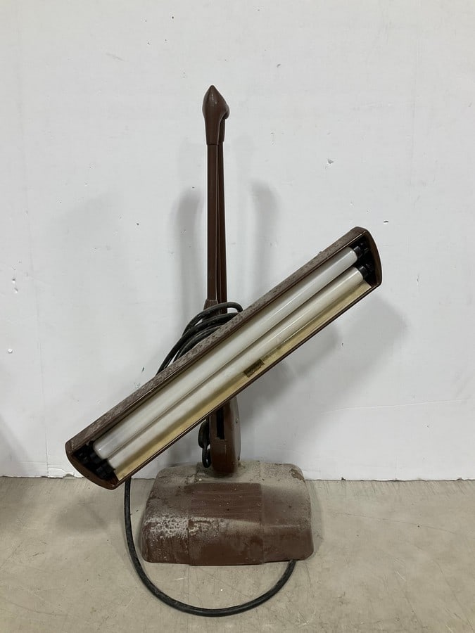 1940s Industrial Lamp (adjustable height) (1 of 1)
