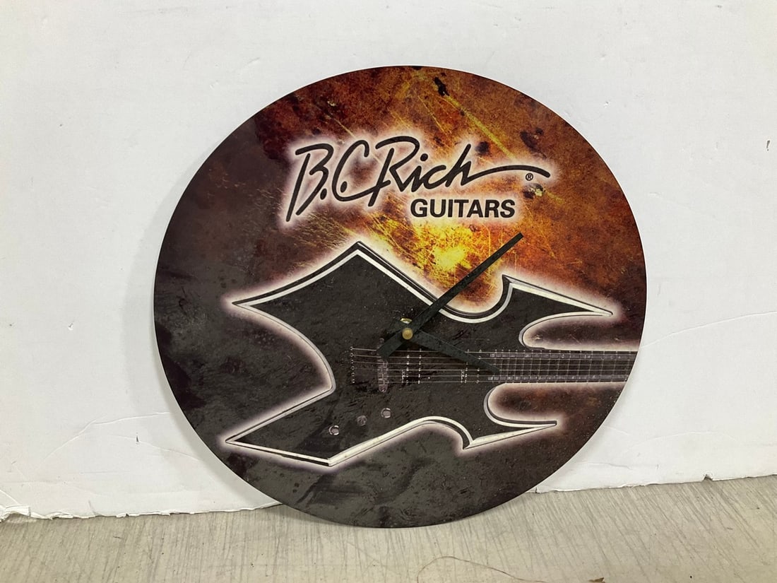 B.C. Rich Guitar Clock DecorD(11.5in) (1 of 1)