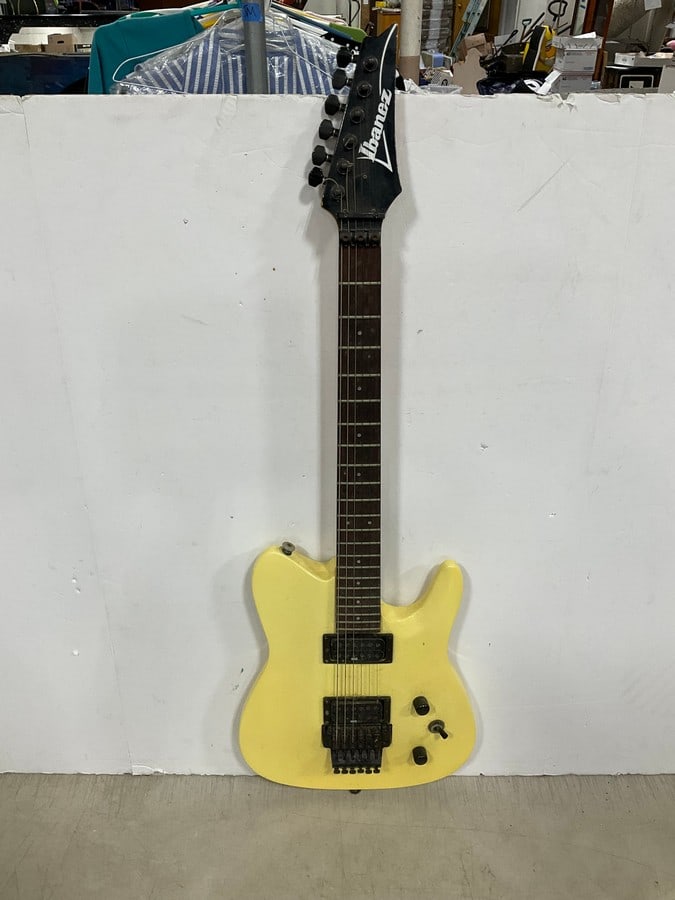 Ibanez Guitar: Ibanez Guitar