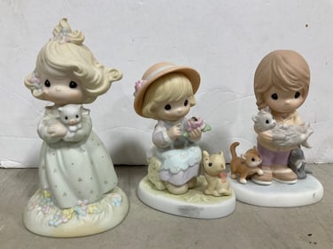 Various Precious Moments Ceramics