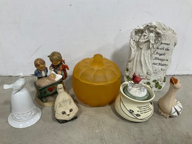 Various Ceramic Figures/Decor, and ore