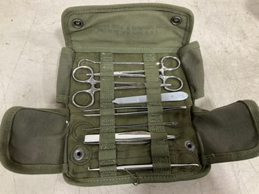 Military Surgical Instrument Kit