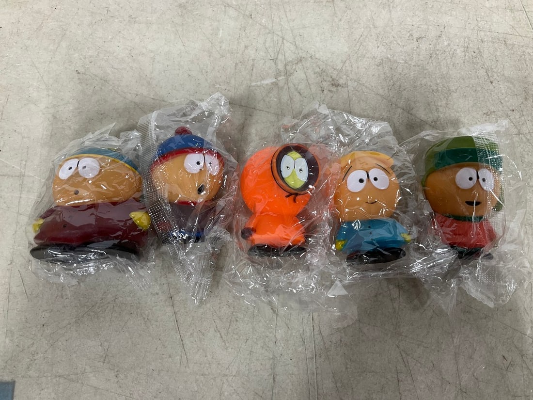 South Park collectible figures(new in package): South Park collectible figures(new in package)