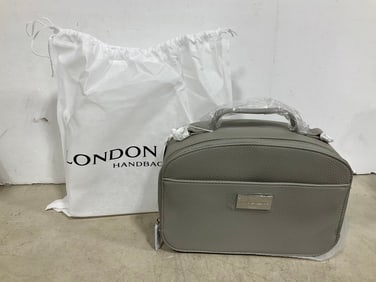 London Skye purse with dust bag(new)