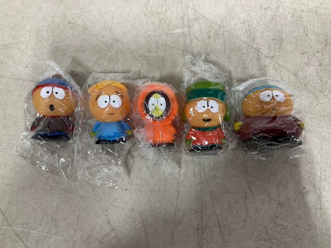 South Park collectible figures(new in package): South Park collectible figures(new in package)