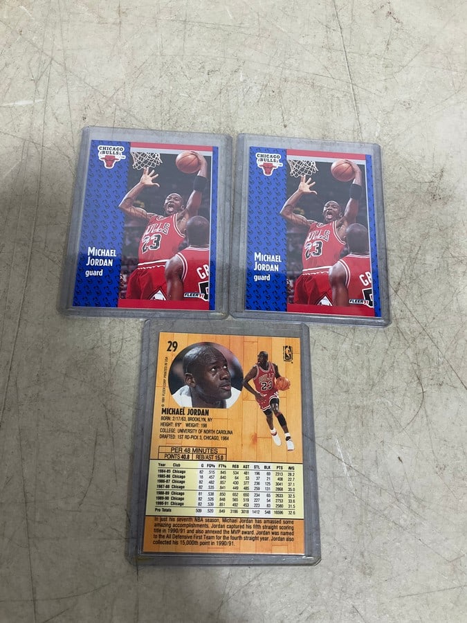 Michael Jordan collectible cards in covers: Michael Jordan collectible cards in covers