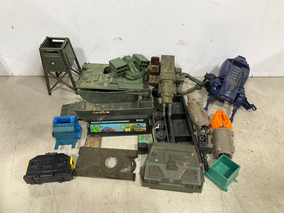 Vintage military toys and more: Vintage military toys and more
