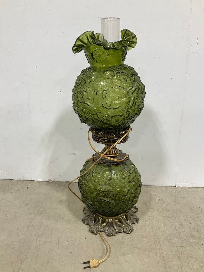 Fenton Gone with the Wind green poppy lamp(24in.tall) (1 of 1)