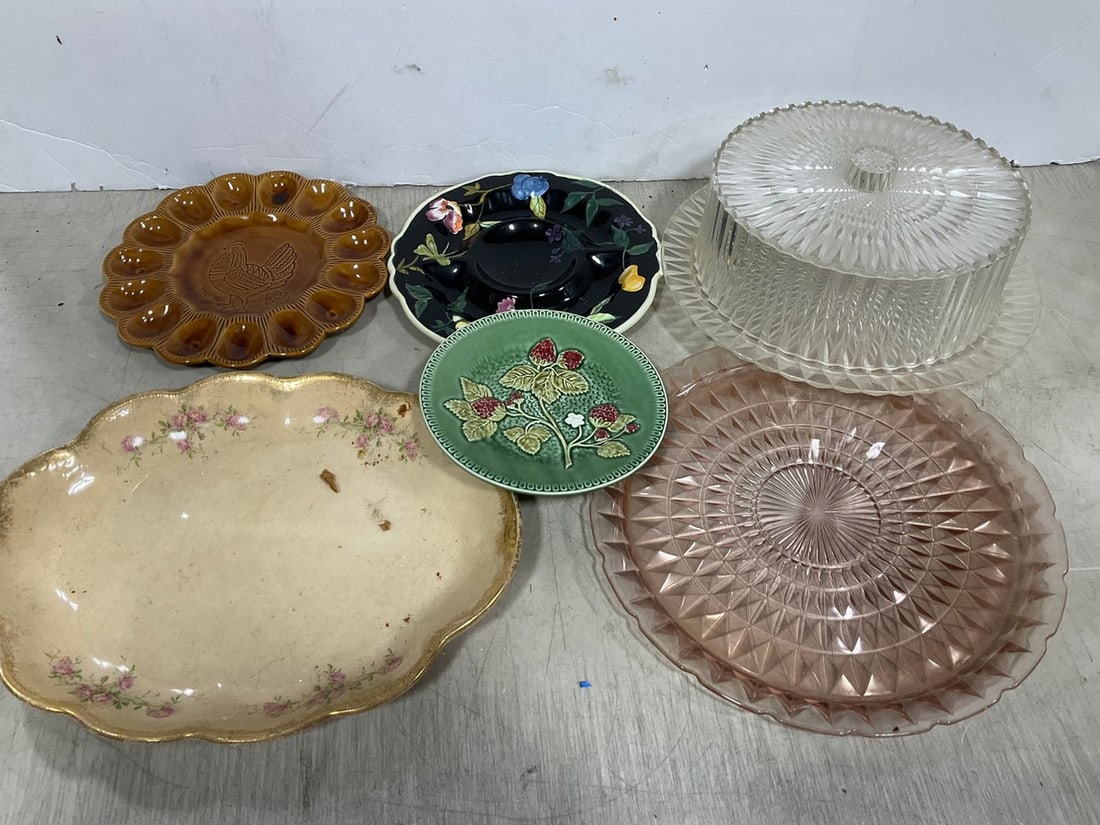 Various serving platters and decorative plate (1 of 1)