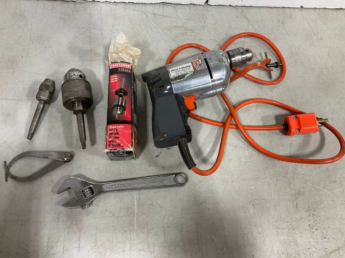 Various tools(Black & Decker variable speed drill, Craftsman MT 1 work arbor with chuck, and more) (1 of 1)