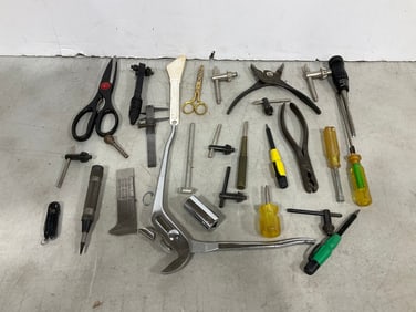 Various tools(pliers, chisel, screwdrivers, and more)