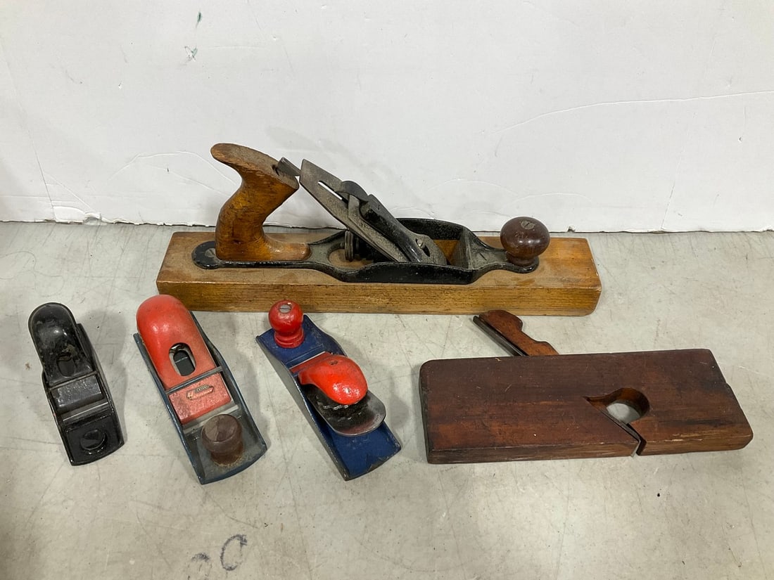 Various planes: Various planes