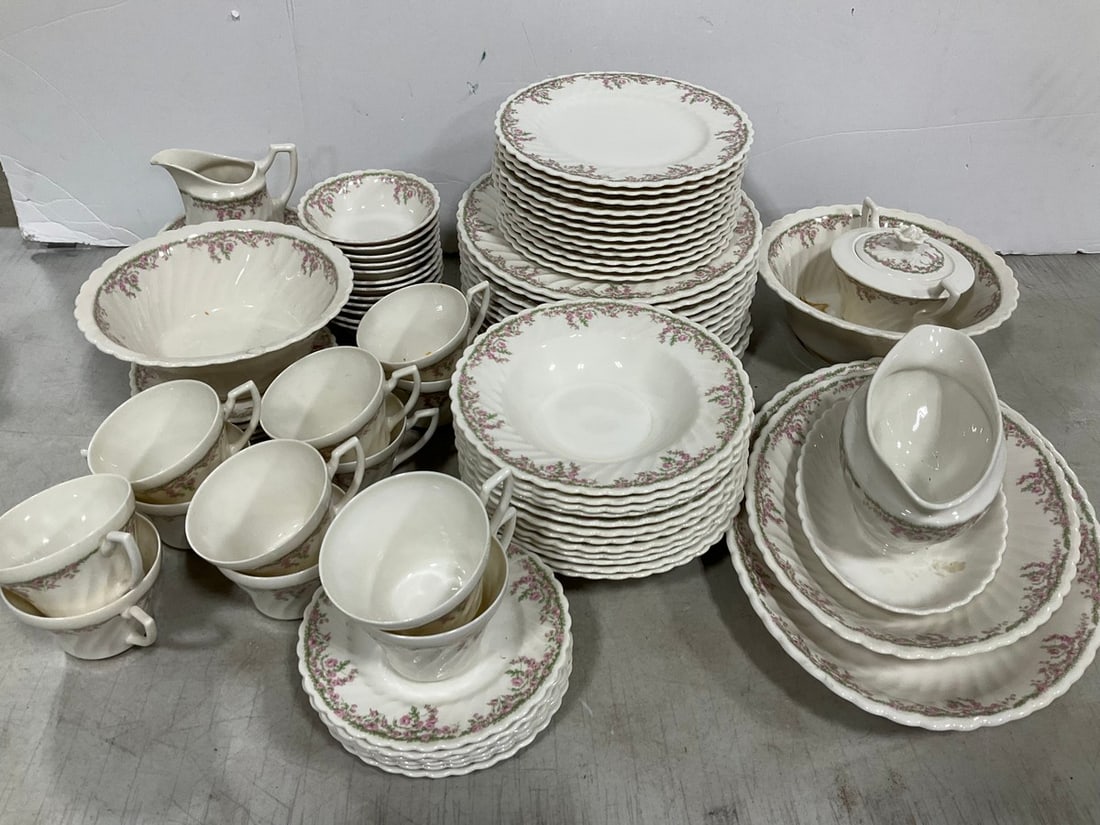 Syracuse china set(plates, bowls, gravy boat, pitcher(4in.tall), and more (1 of 1)