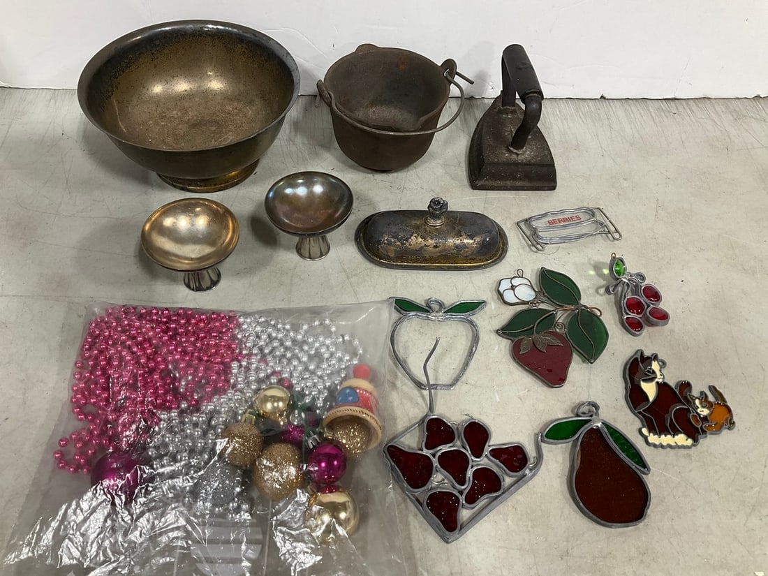 Vintage silver plated dessert bowls, stained glass ornaments, and more: Vintage silver plated dessert bowls, stained glass ornaments, and more