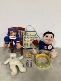 NY Giants dolls, decor, and trading cards