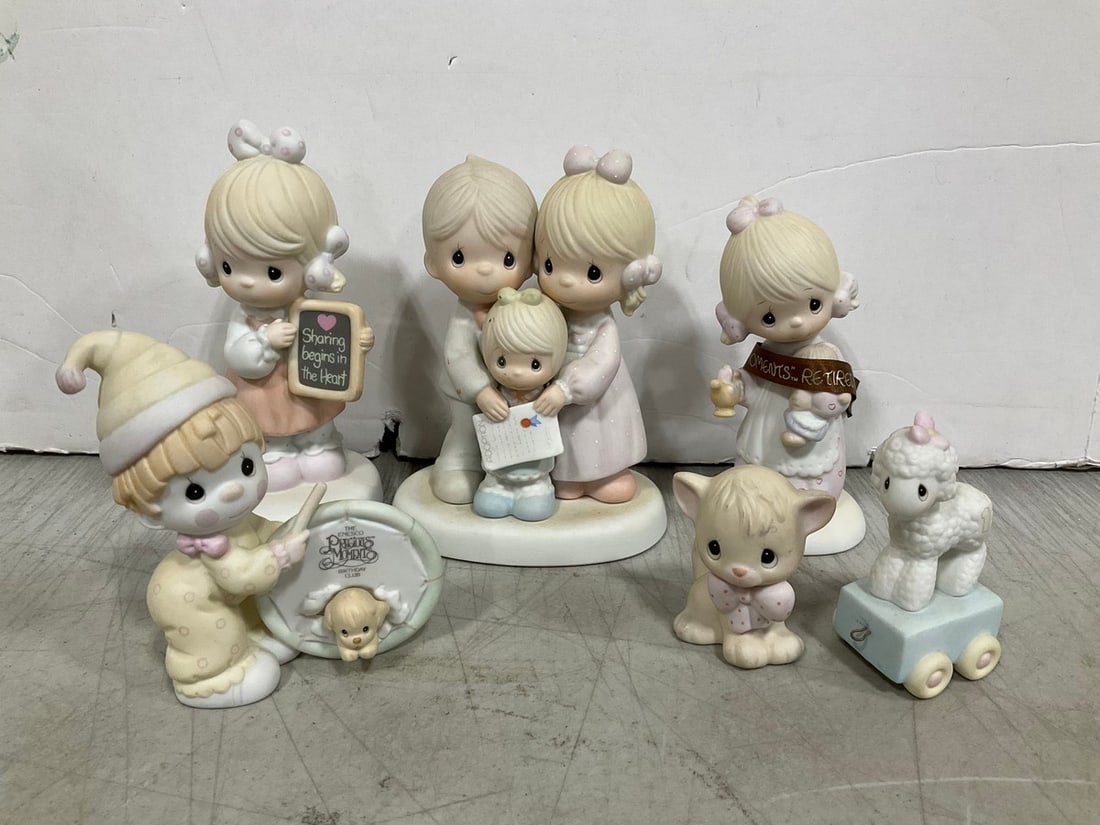 Various Precious Moments Ceramic Figures (Tallest - 6in): Various Precious Moments Ceramic Figures (Tallest - 6in)