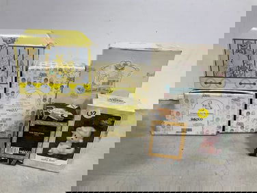 Various Precious Moments Ceramics *in boxes*