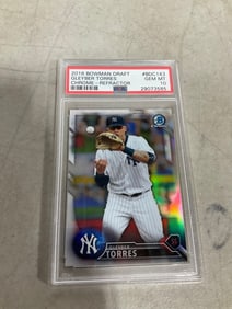 2016 Gleyber Torres Graded Card