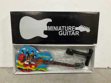 Miniature Guitar *in box*