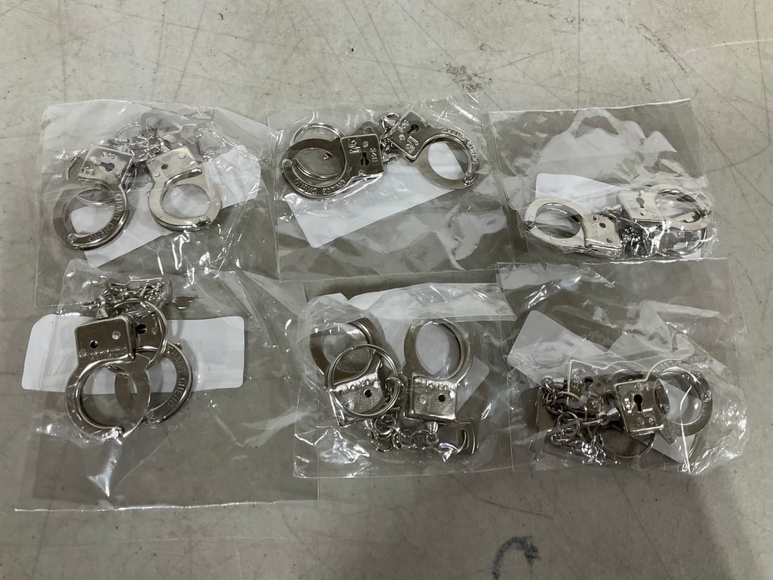 Miniature Handcuff Keychains: Miniature Handcuff Keychains