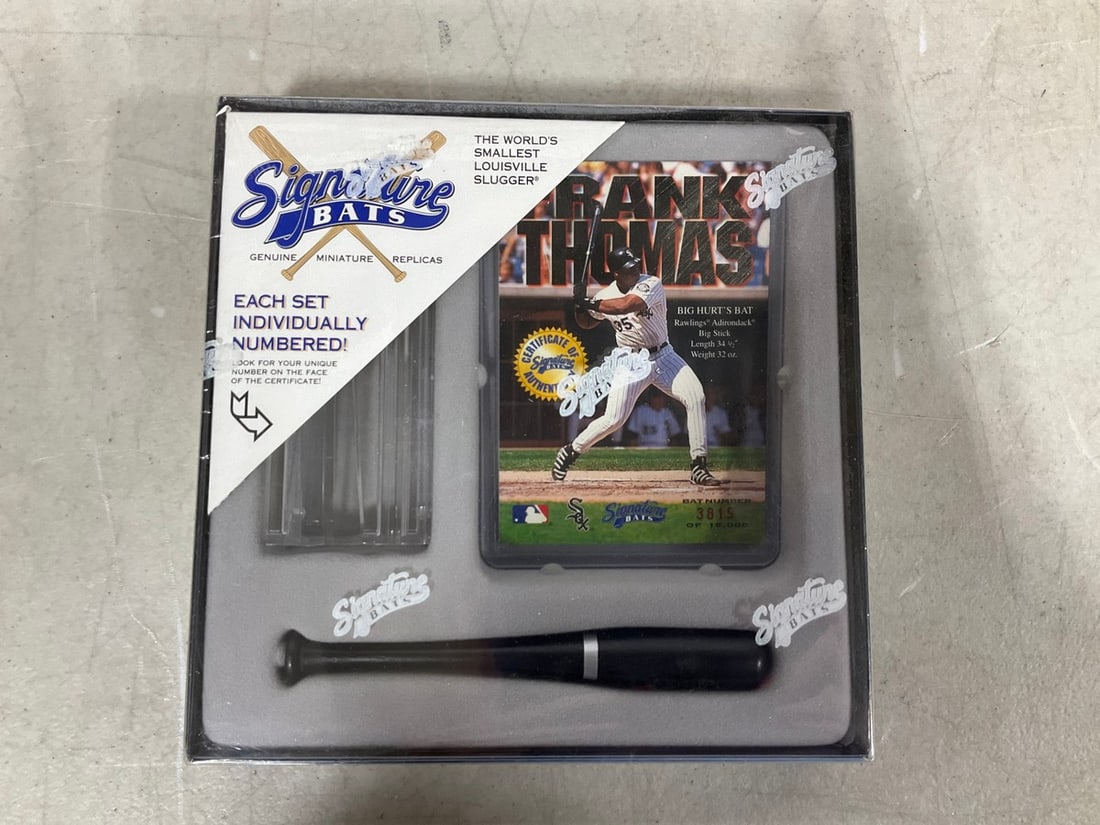 Frank Thomas hardwood premium replica with certificate of authenticity and display stand: Frank Thomas hardwood premium replica with certificate of authenticity and display stand