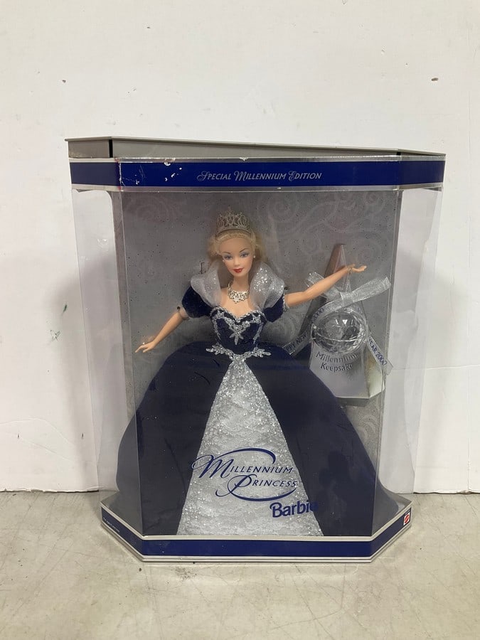 Millenium Princess Barbie(new in box): Millenium Princess Barbie(new in box)