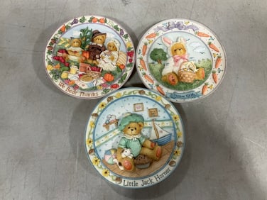 Precious Moments collectible plates(6.5in.across)