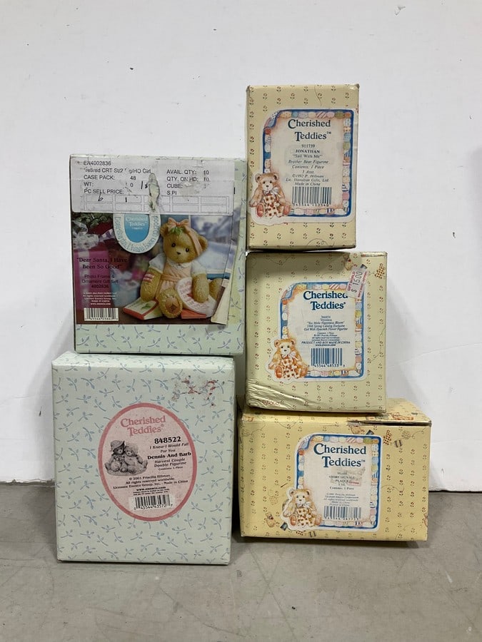 Cherished Teddies collectibles(new in box): Cherished Teddies collectibles(new in box)