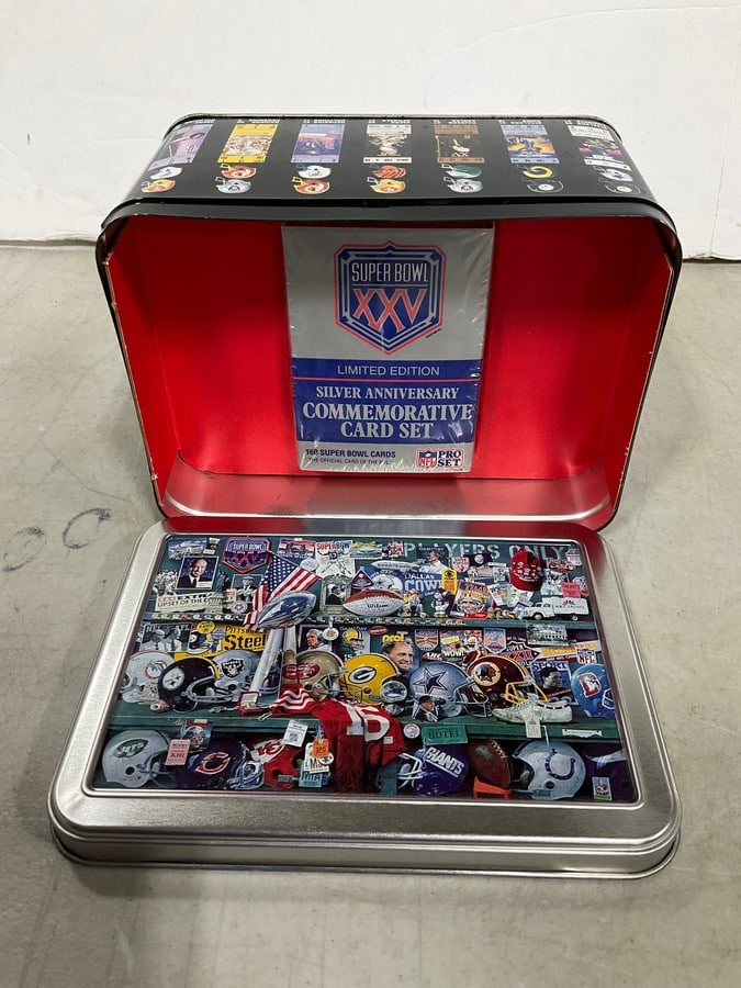 Superbowl XXV Silver Anniversary commemorative tin with card set(sealed): Superbowl XXV Silver Anniversary commemorative tin with card set(sealed)