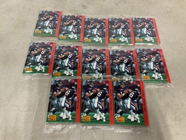 Phil Simms Giants collectible cards(on uncut sheet per pack)