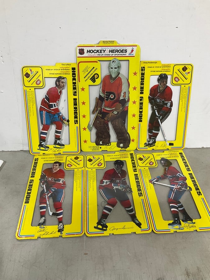 Vintage Hockey Heroes stand up sport trophies: Vintage Hockey Heroes stand up sport trophies