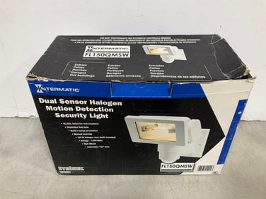 Intermatic dual sensor halogen motion detection security light(new in box)