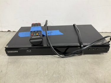 Samsung blu ray DVD player(new with remote)