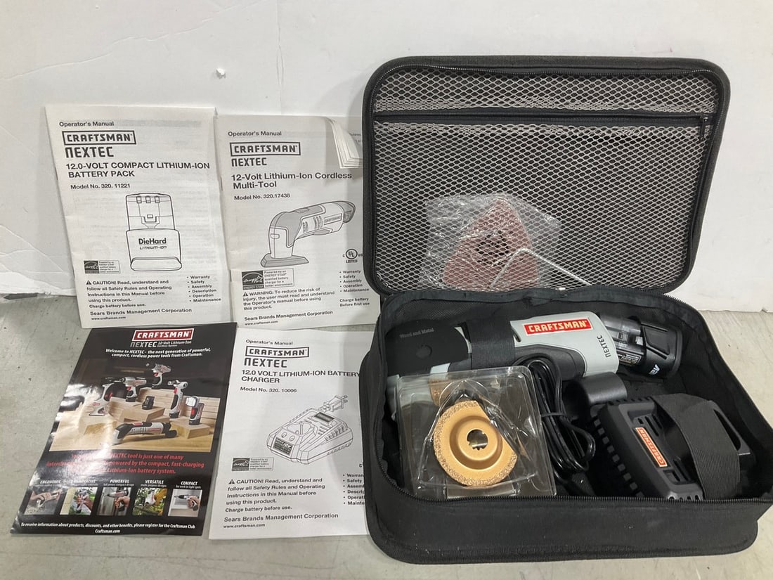 Craftsman 12 Volt Compact Lithium-Ion Battery Pack, MultiTool, and Charger (1 of 1)