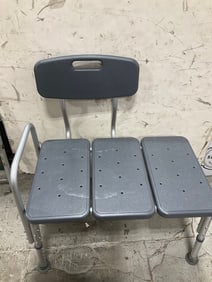 Shower Seat (32inx28inx20.5in)