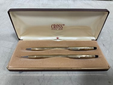 Cross Pens in Case