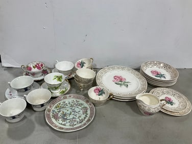 King Quality Fine Dinnerware Set, and Various Matching Cup/Plate Sets