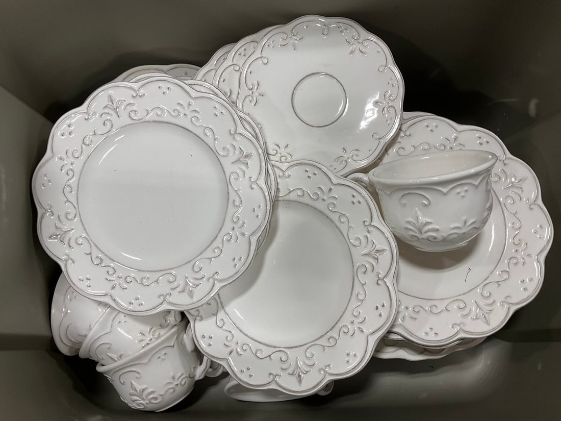 Ballard Designs Ceramic Dish Set (1 of 1)