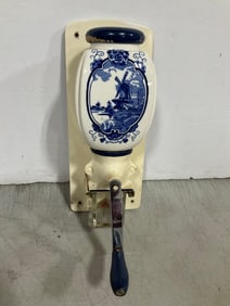 Vintage Coffee Grinder *small crack in glass* (12in Long*