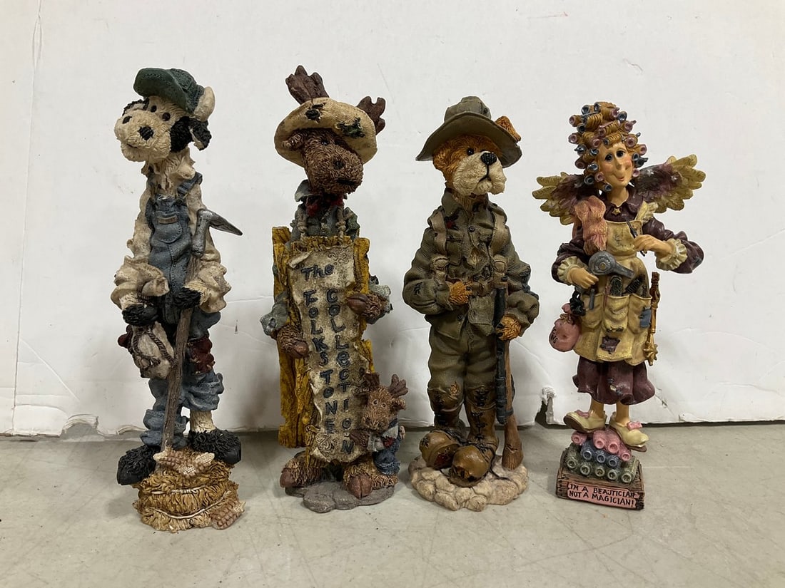 Boyds Bears and Friends Ceramic Figures (Tallest - 8in): Boyds Bears and Friends Ceramic Figures (Tallest - 8in)