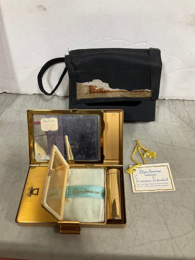 Elgin American Carryall (Pearl Inlaid): Elgin American Carryall (Pearl Inlaid)