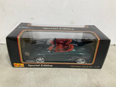 Maisto Mustang Mach II Diecast Model *new in box*