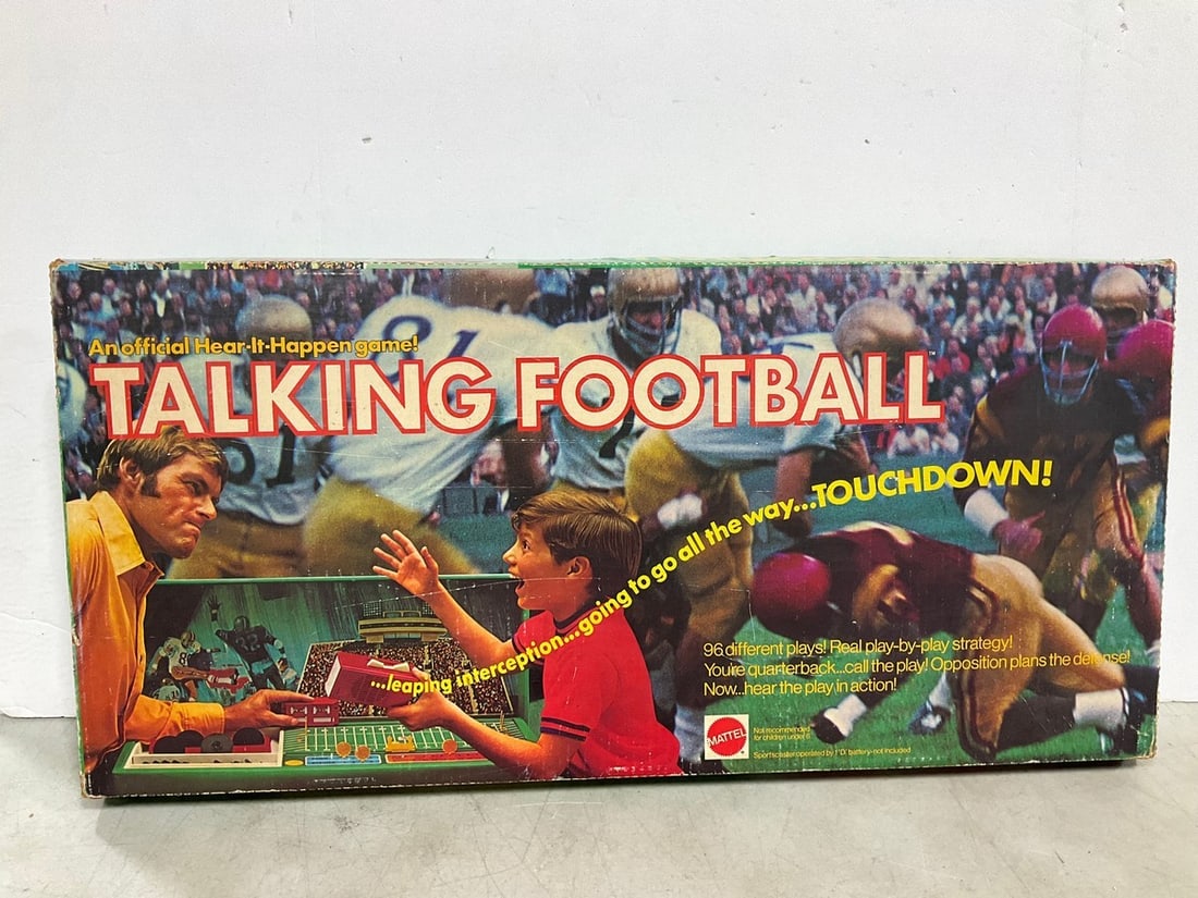 Vintage talking football game: Vintage talking football game