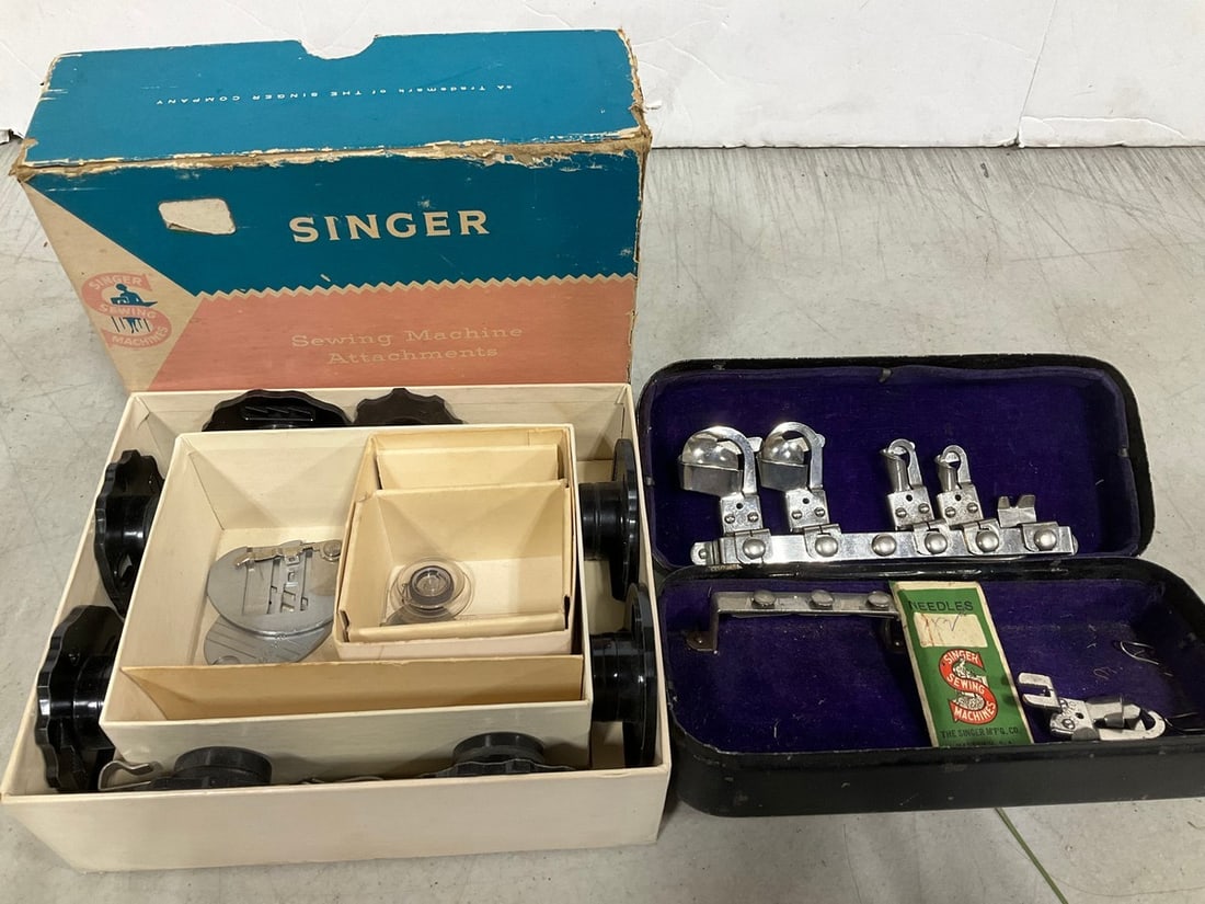 Vintage Singer sewing machine attachments (1 of 1)
